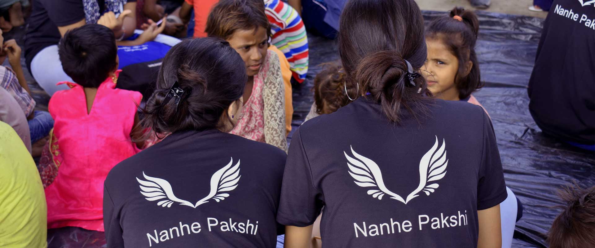 Nanahe_PAkshi_T-Shirt_volunter-and-childrens-NanhePakshi